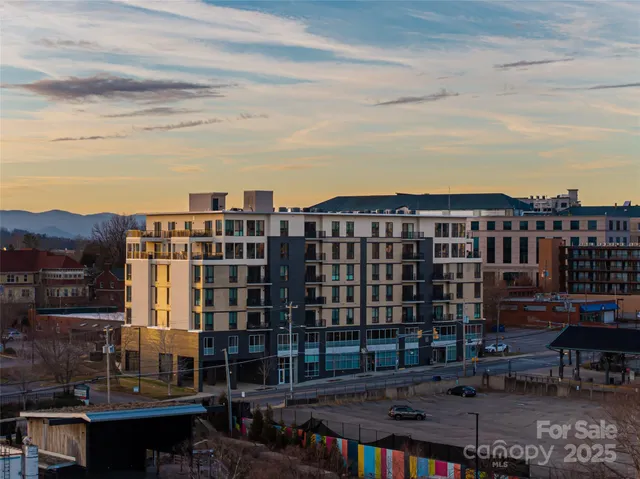 $509,000 | 45 Asheland Avenue, Unit 302, Asheville, NC 28801