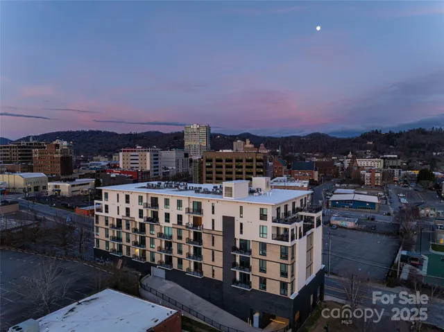 $509,000 | 45 Asheland Avenue, Unit 302, Asheville, NC 28801