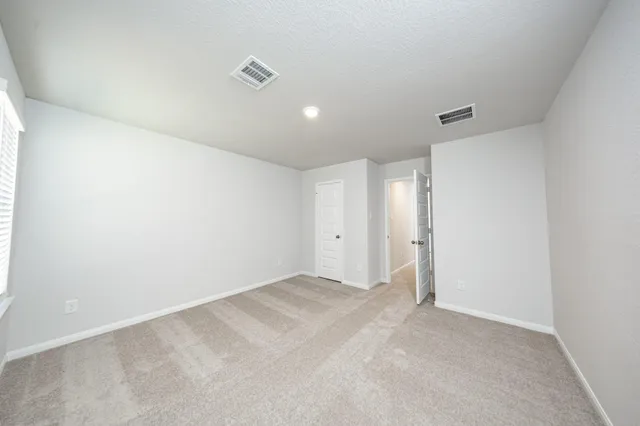 $2,000 | 13333 Burbot Drive, Conroe, TX 77384