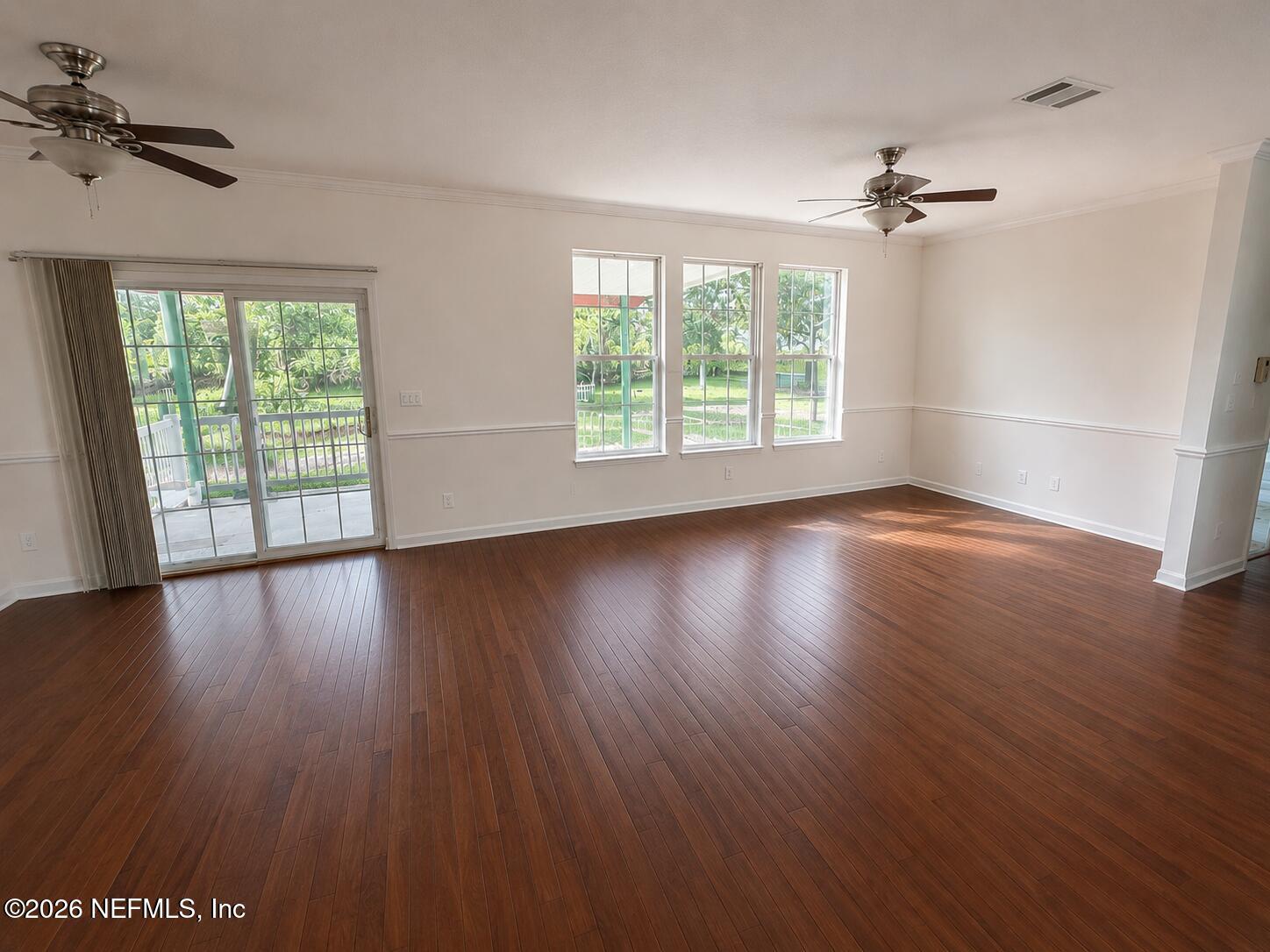 735 Hough Farm Road Quincy, FL 32352 - Photo 6 of 24 Living Room