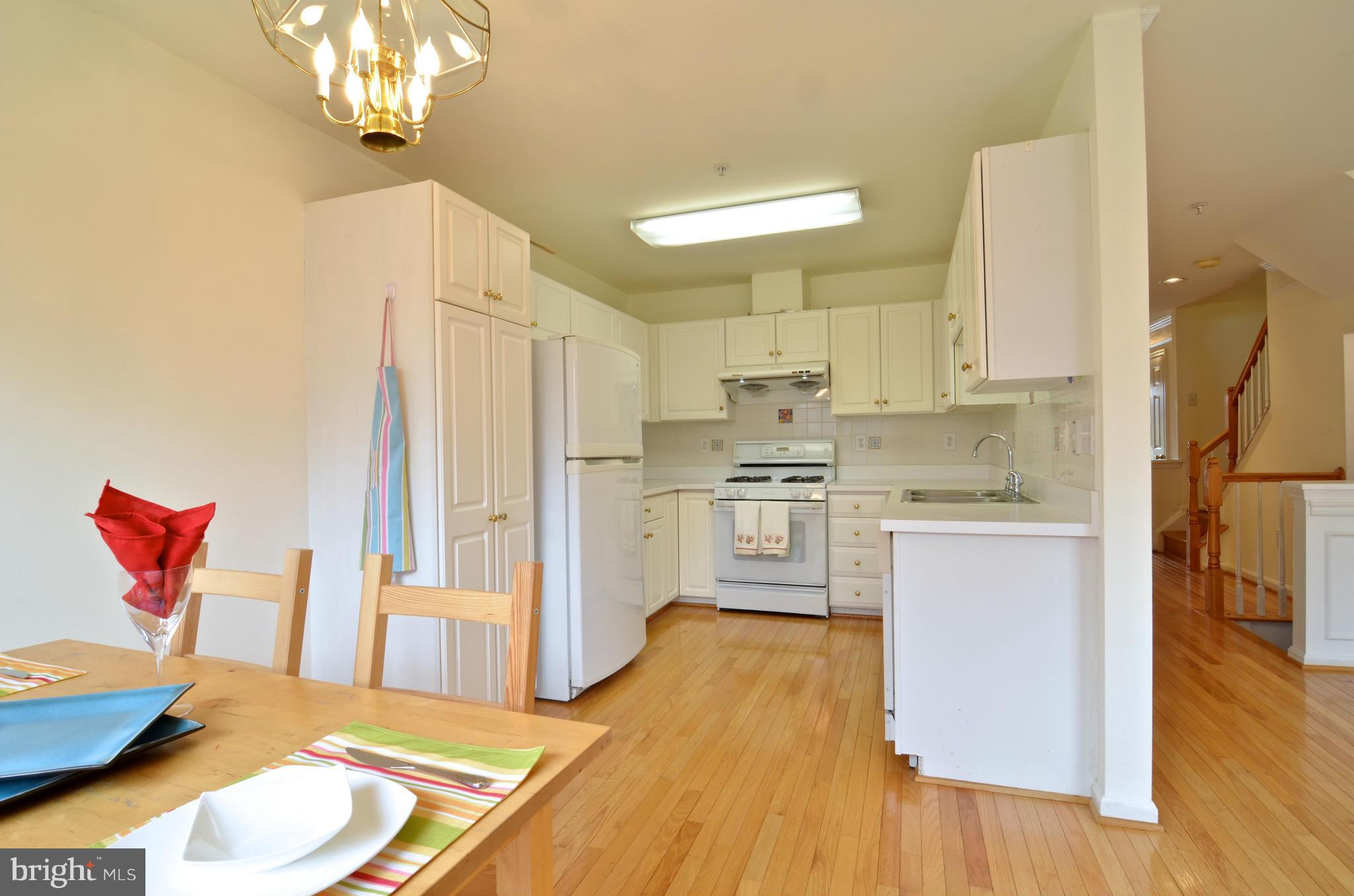 1835 Staley Manor Drive Silver Spring, MD 20904 - Photo 5 of 27 Kitchen