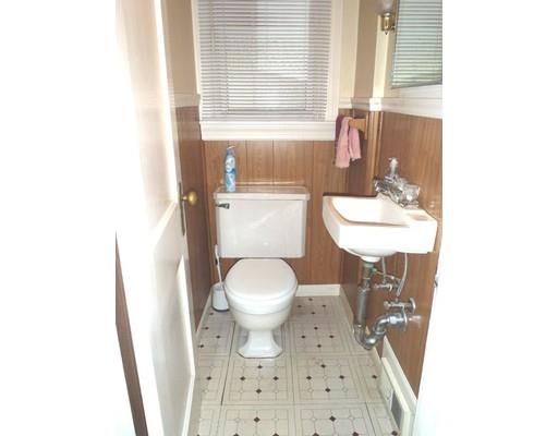 141 Pasco Road Springfield, MA 01151 - Photo 12 of 25