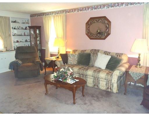 141 Pasco Road Springfield, MA 01151 - Photo 9 of 25