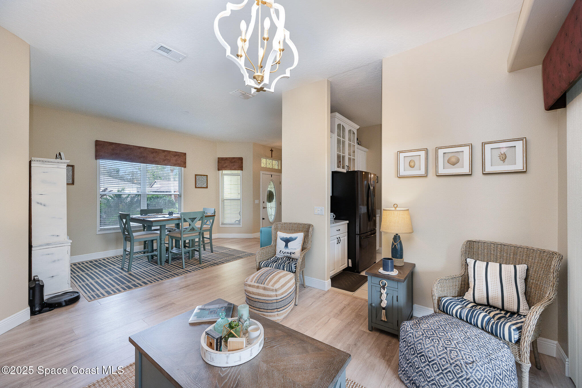 1150 Spring Oak Drive Melbourne, FL 32901 - Photo 11 of 38 Living room