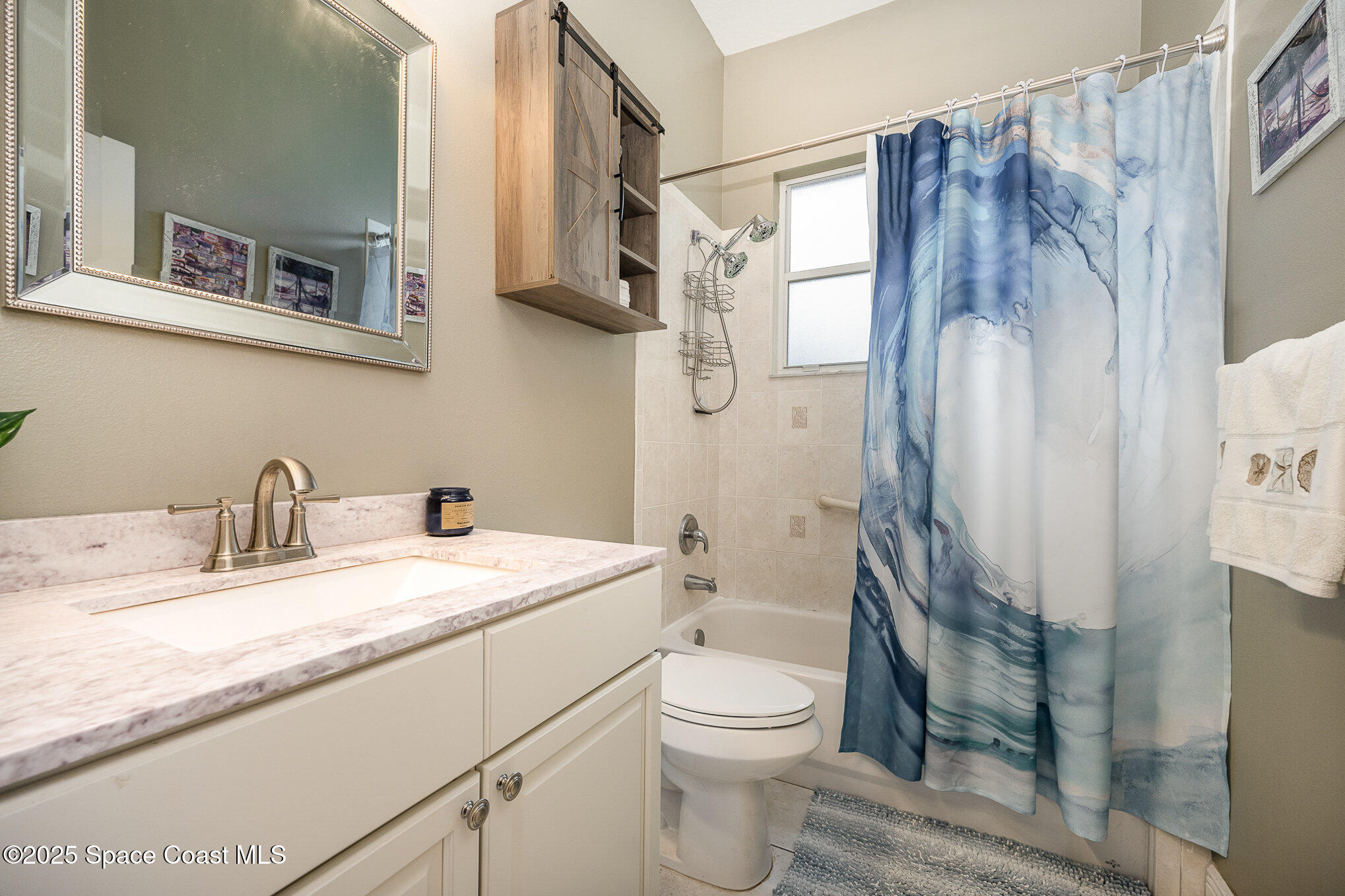 1150 Spring Oak Drive Melbourne, FL 32901 - Photo 24 of 38 2nd Bathroom
