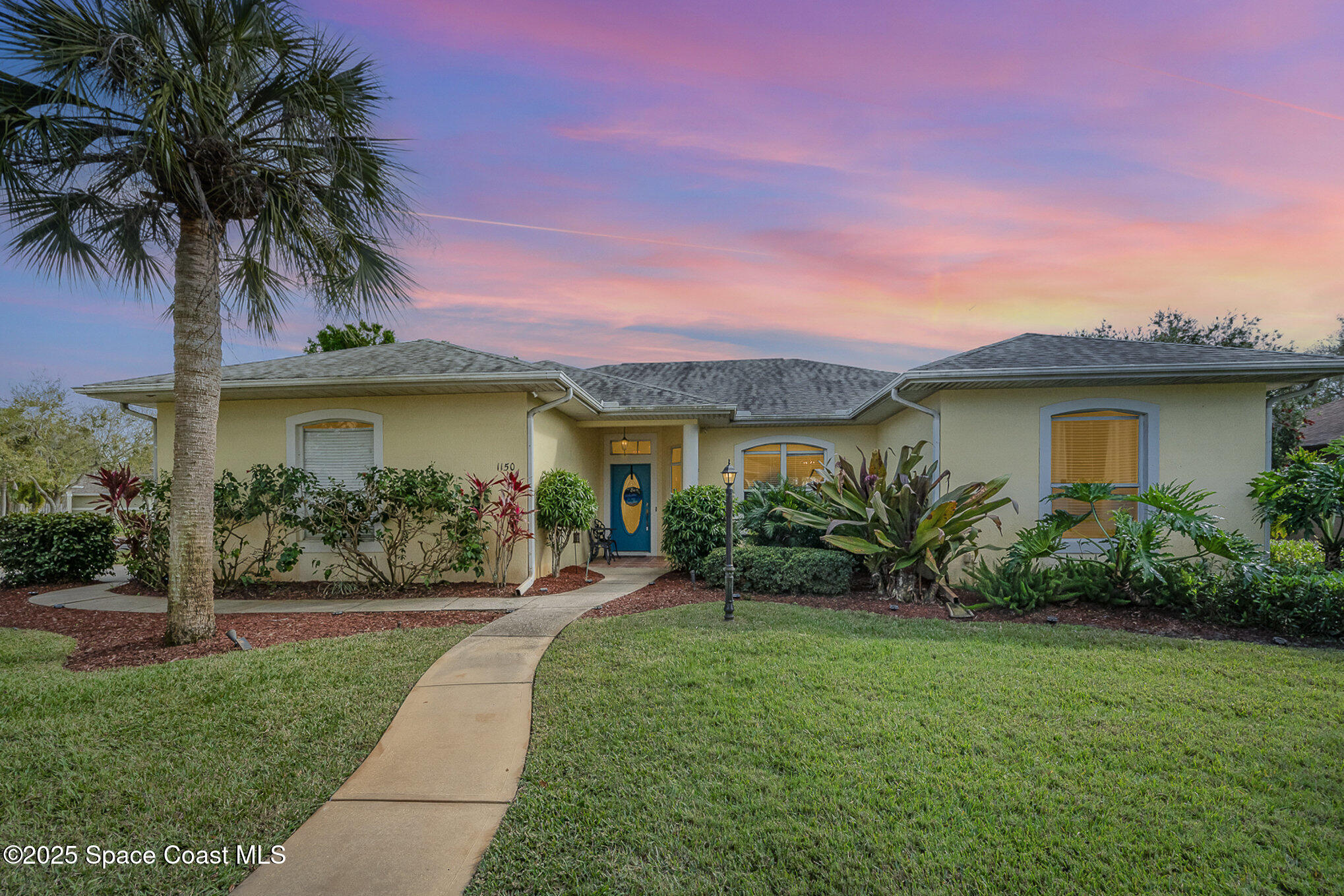 1150 Spring Oak Drive Melbourne, FL 32901 - Photo 6 of 38 Front entrance