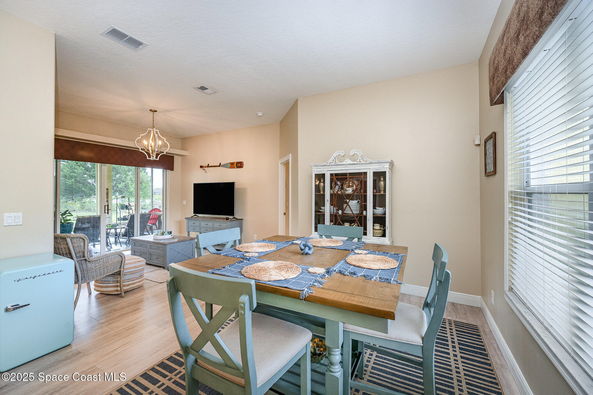 1150 Spring Oak Drive Melbourne, FL 32901 - Photo 9 of 38 Dining room