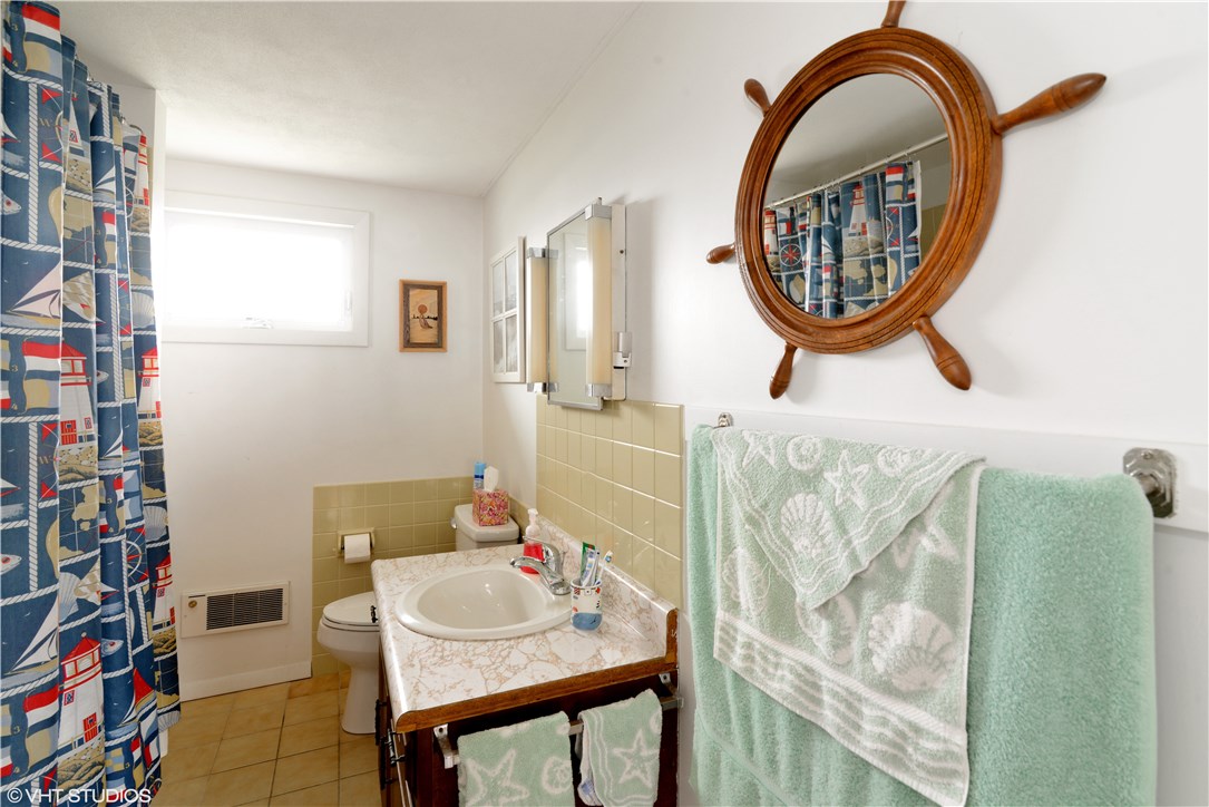 288 Ram Island Road Charlestown, RI 02813 - Photo 9 of 16