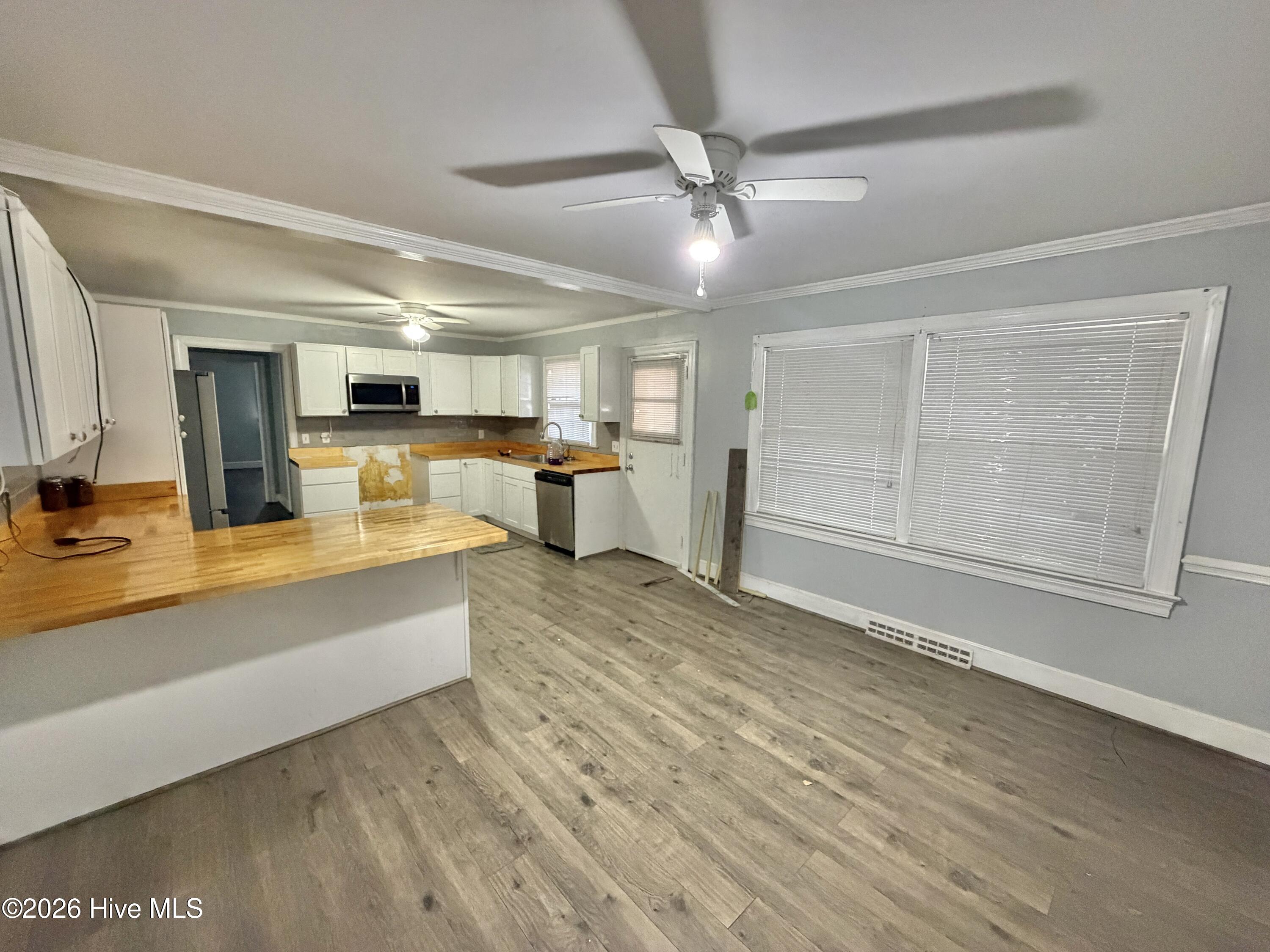 2205 Carey Road Kinston, NC 28504 - Photo 8 of 17 IMG_2946