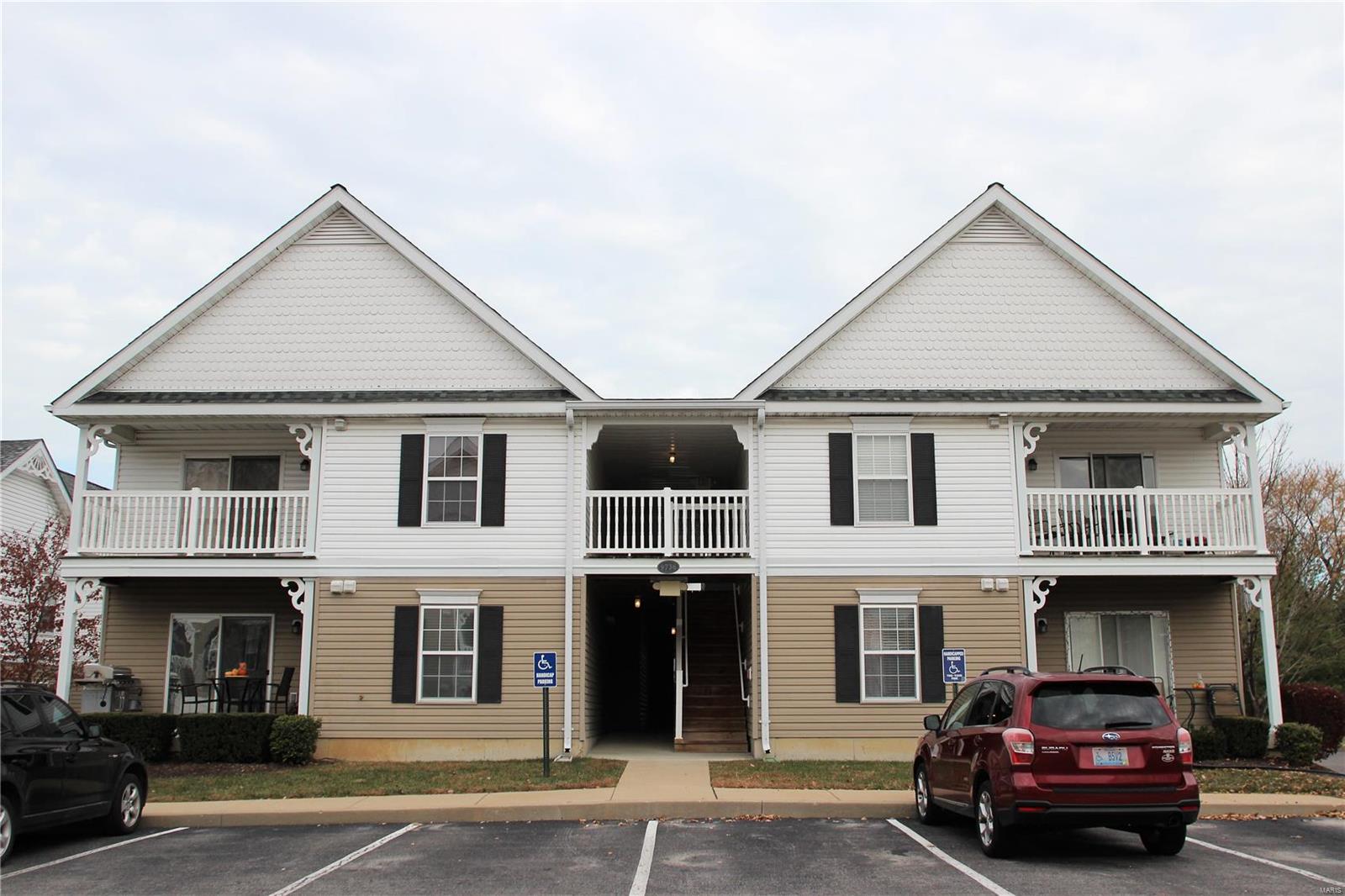 9736 Crayford Road, Unit 6G St. Louis, MO 63123 - Photo 1 of 35 Gallery Image 1