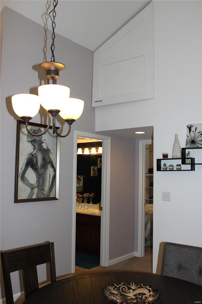 9736 Crayford Road, Unit 6G St. Louis, MO 63123 - Photo 11 of 35 Gallery Image 11