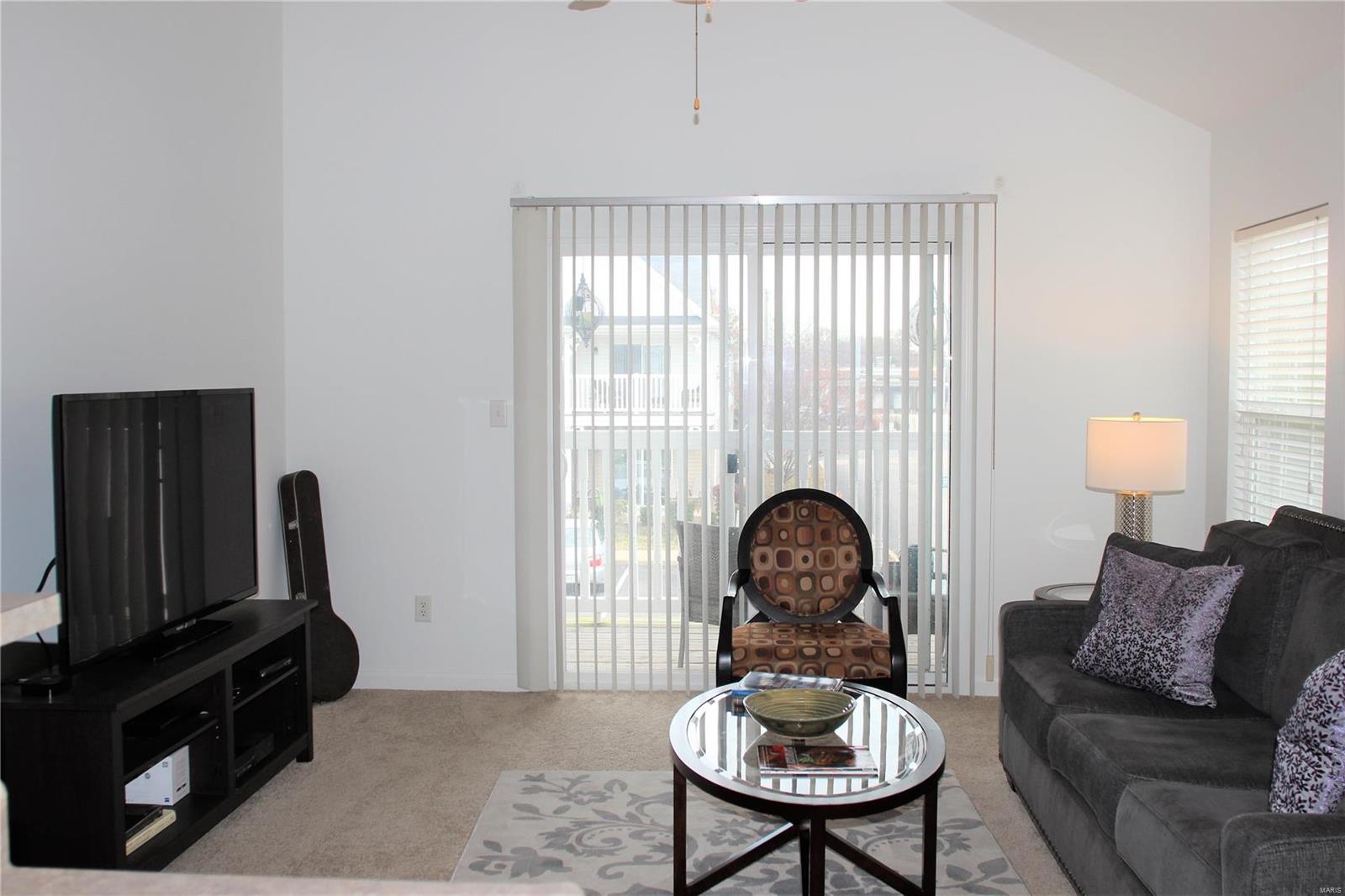 9736 Crayford Road, Unit 6G St. Louis, MO 63123 - Photo 14 of 35 Gallery Image 14