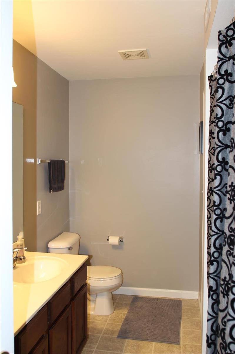 9736 Crayford Road, Unit 6G St. Louis, MO 63123 - Photo 23 of 35 Gallery Image 23