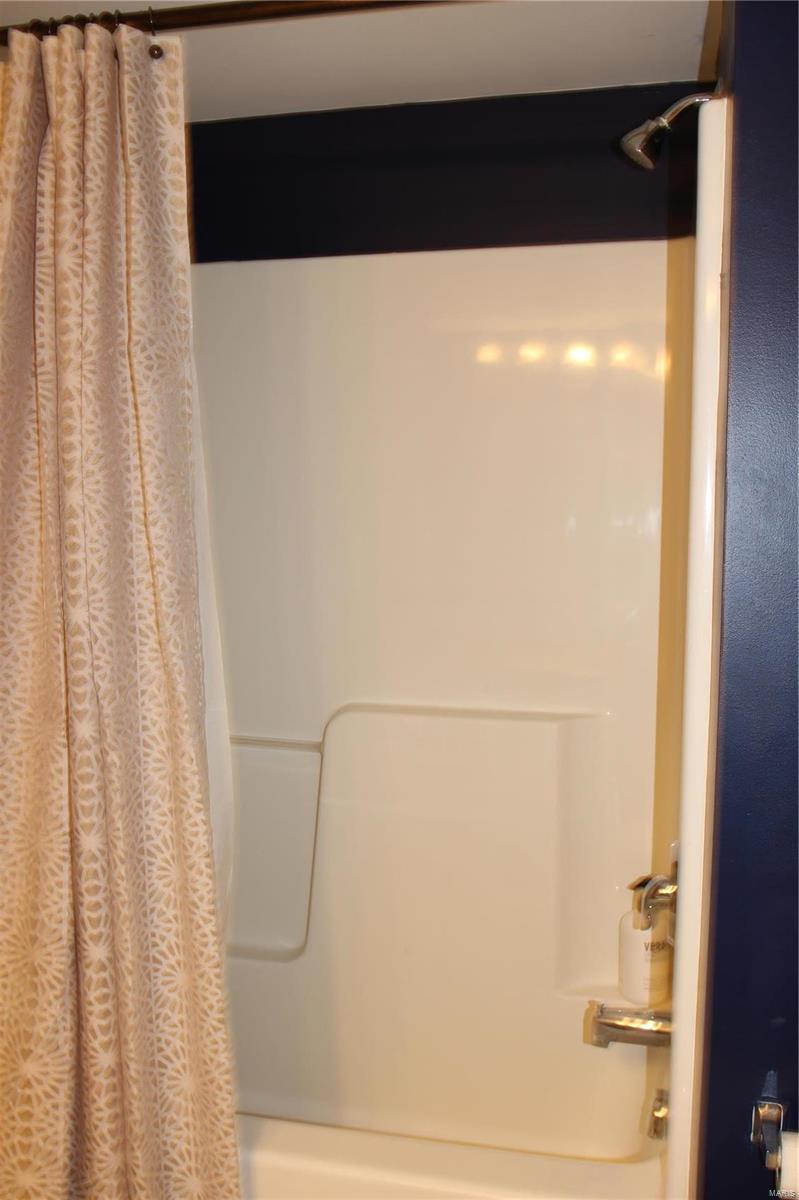 9736 Crayford Road, Unit 6G St. Louis, MO 63123 - Photo 27 of 35 Gallery Image 27