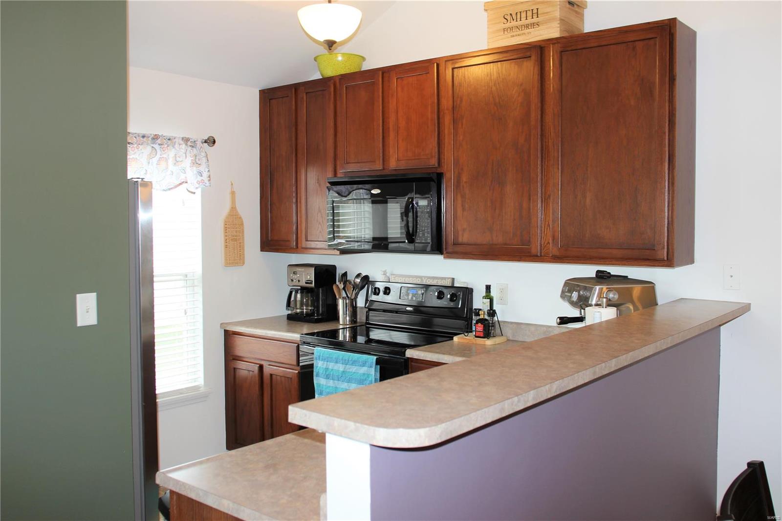 9736 Crayford Road, Unit 6G St. Louis, MO 63123 - Photo 6 of 35 Gallery Image 6