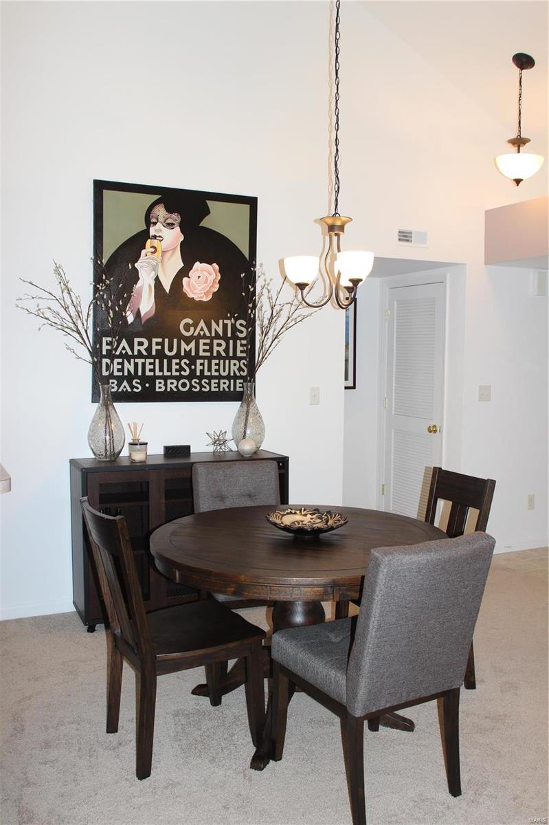9736 Crayford Road, Unit 6G St. Louis, MO 63123 - Photo 7 of 35 Gallery Image 7