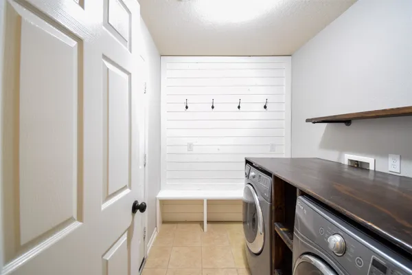 $2,350 | 31 Rolling Ridge Court, Conroe, TX 77385