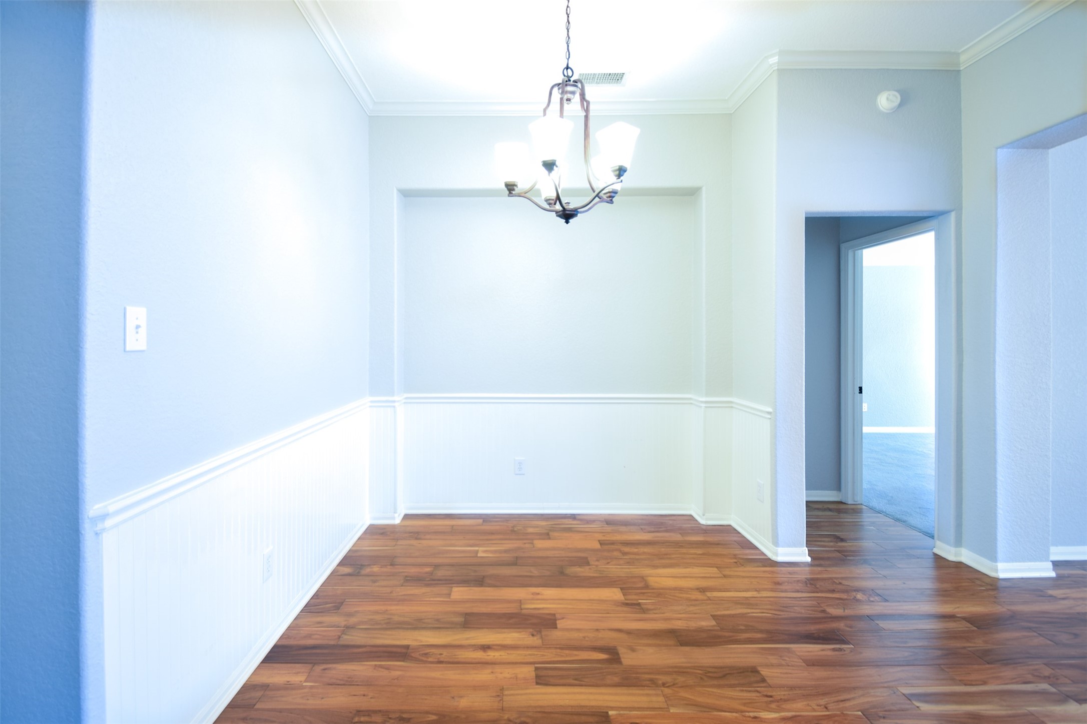 31 Rolling Ridge Court Conroe, TX 77385 - Photo 10 of 28