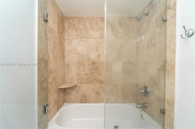 $2,500 | 17249 Northwest 60th Court, Unit 17249, Hialeah, FL 33015