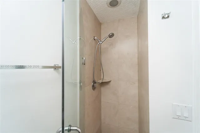 $2,500 | 17249 Northwest 60th Court, Unit 17249, Hialeah, FL 33015