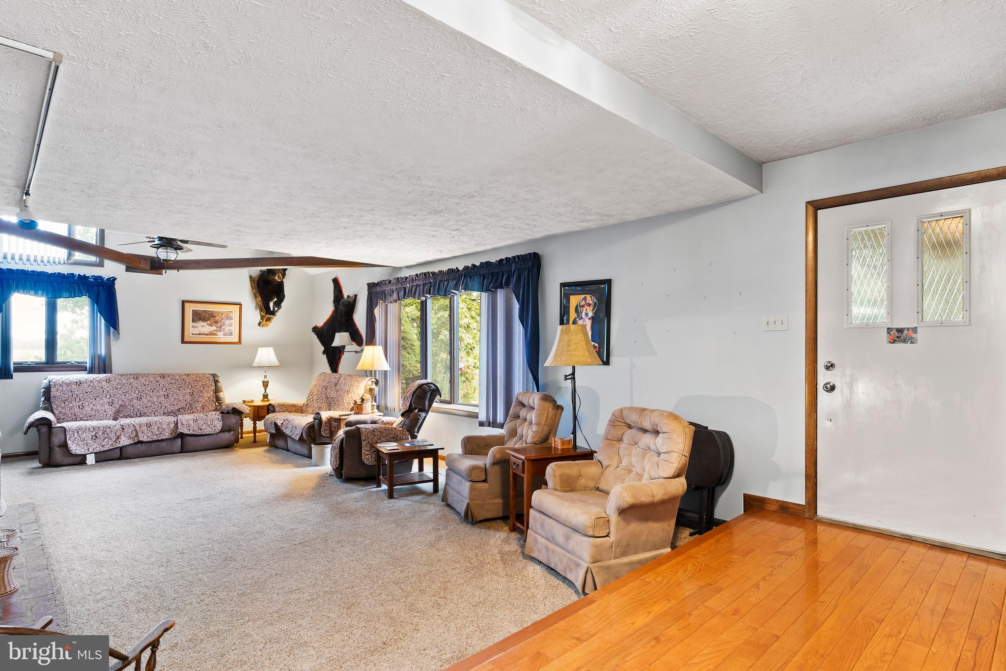 880 Creek Road Carlisle, PA 17015 - Photo 8 of 63 Gallery Image 8