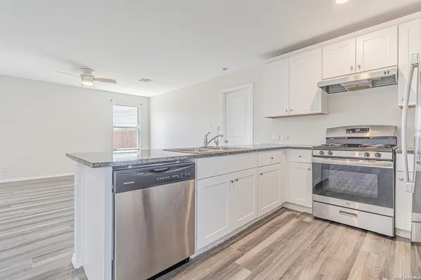 $1,595 | 3814 Pickles Way, Converse, TX 78109