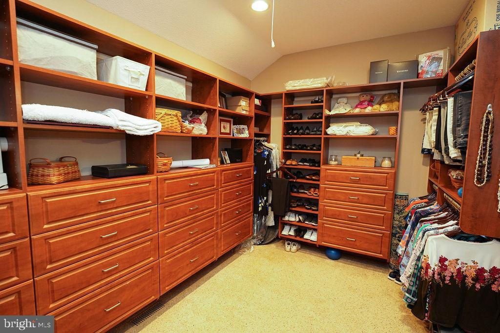 9137 Logtown Road Berlin, MD 21811 - Photo 39 of 59 Spacious Walking Closet