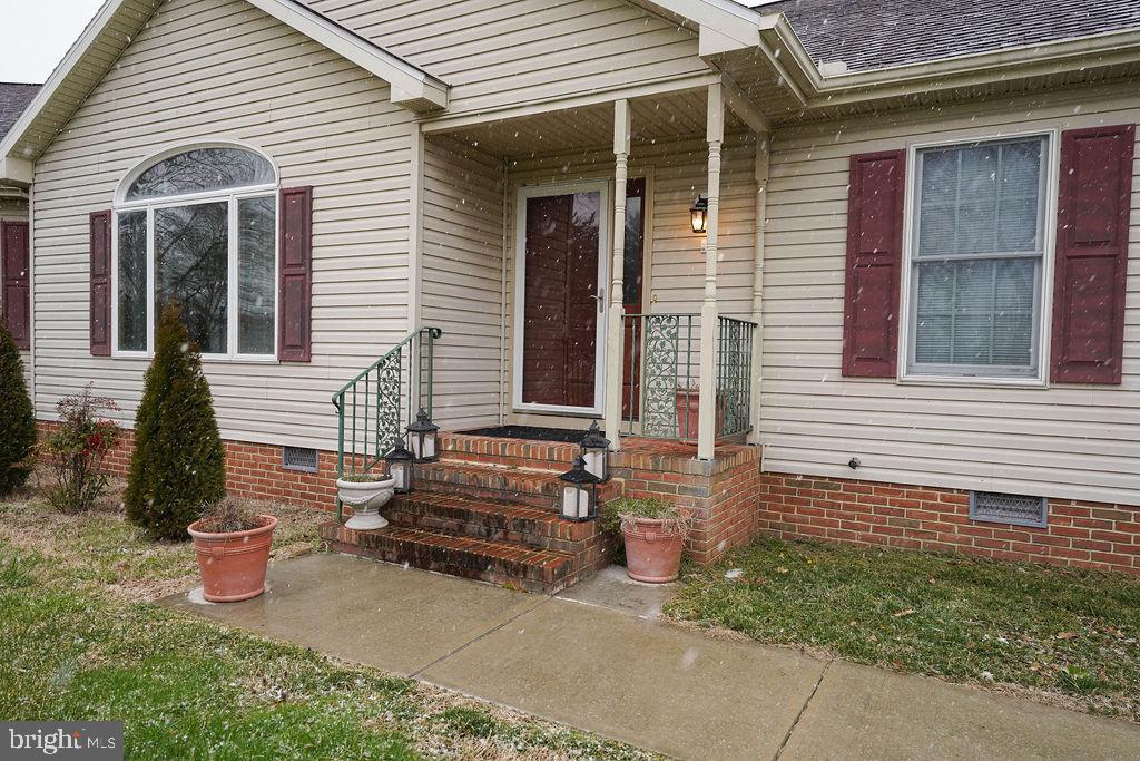 9137 Logtown Road Berlin, MD 21811 - Photo 4 of 59 Main Entrance