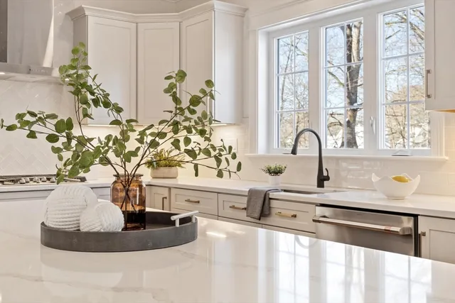 $1,899,900 | 23 Wilmington Road, Burlington, MA 01803