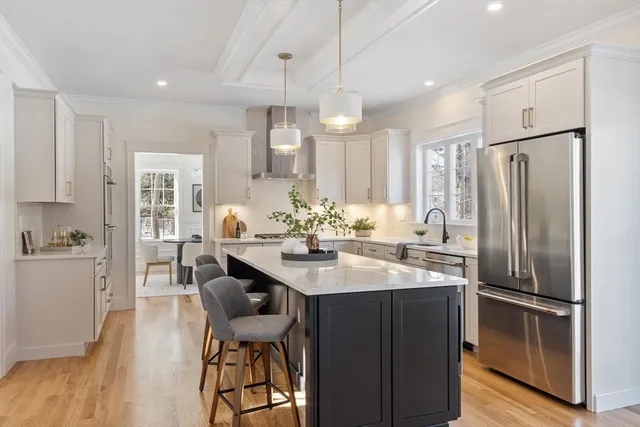 $1,899,900 | 23 Wilmington Road, Burlington, MA 01803