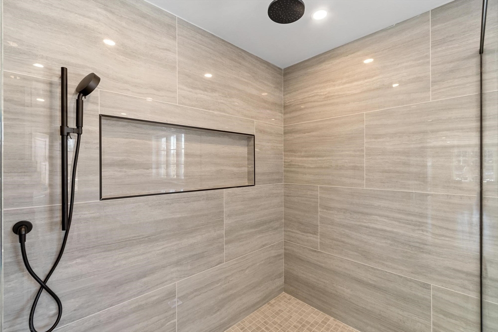 23 Wilmington Road Burlington, MA 01803 - Photo 29 of 42