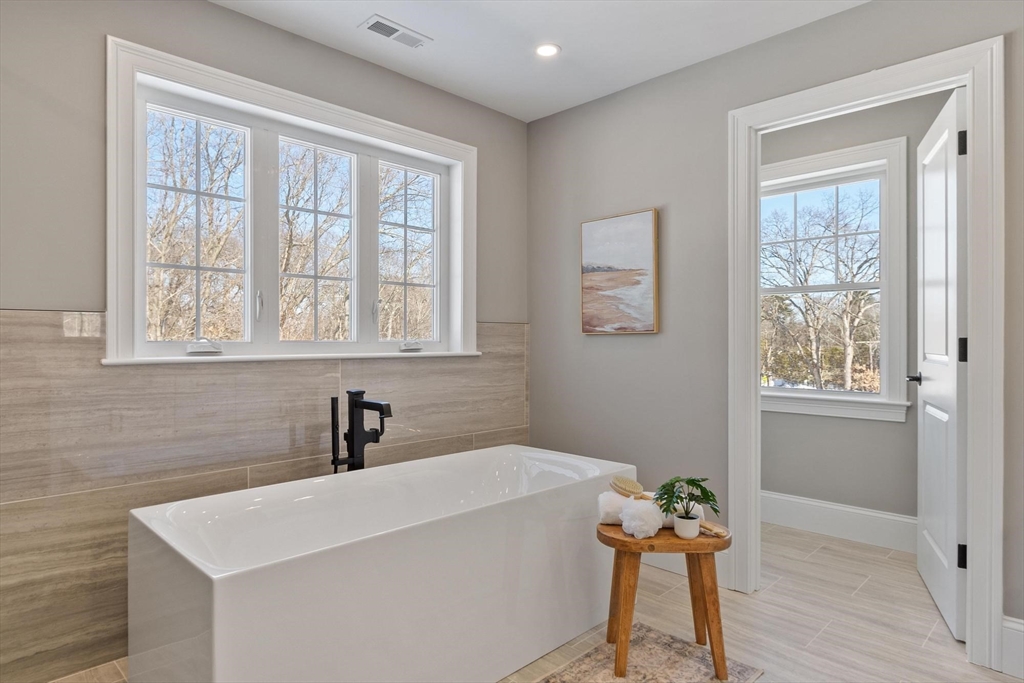 23 Wilmington Road Burlington, MA 01803 - Photo 31 of 42