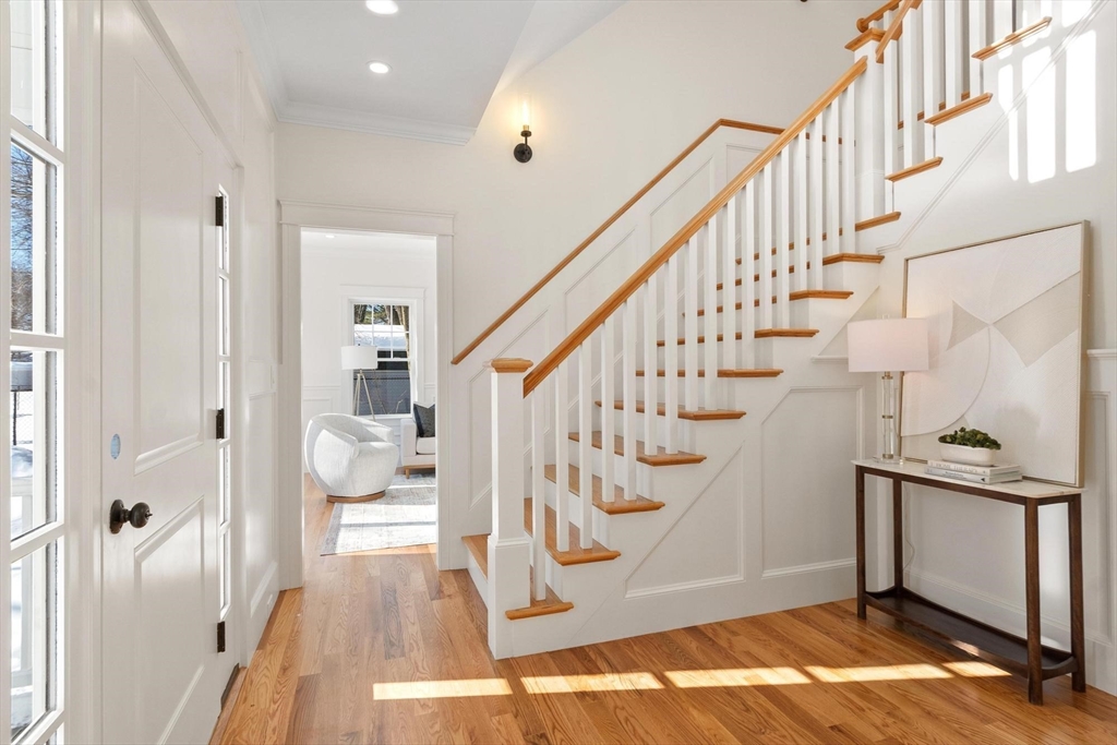 23 Wilmington Road Burlington, MA 01803 - Photo 4 of 42