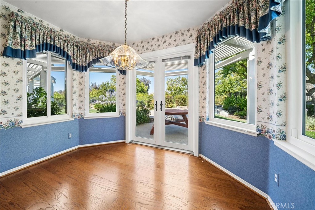 26072 Charing Cross Road Valencia, CA 91355 - Photo 69 of 105