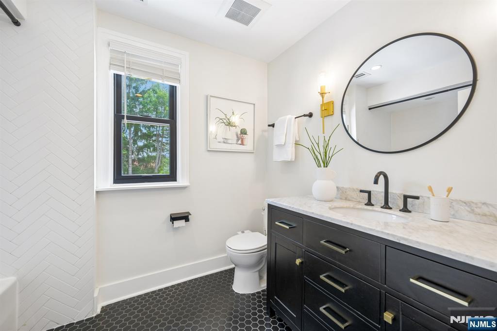 63 Ridge Road Rutherford, NJ 07070 - Photo 27 of 46