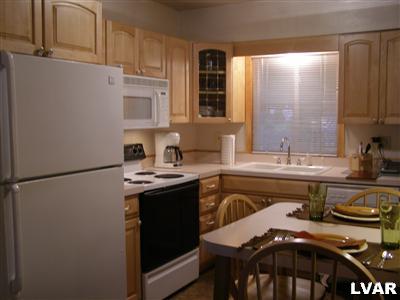 807 Stones Crossing Road Easton, PA 18045 - Photo 3 of 11 Gallery Image 3