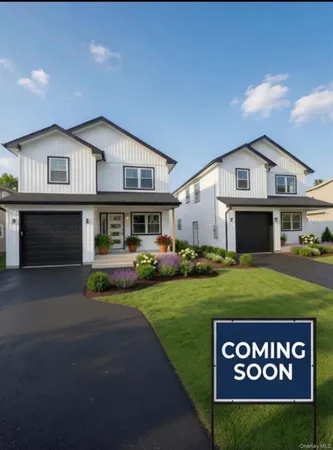 $949,999 | 7 Elm Street, Freeport, NY 11520