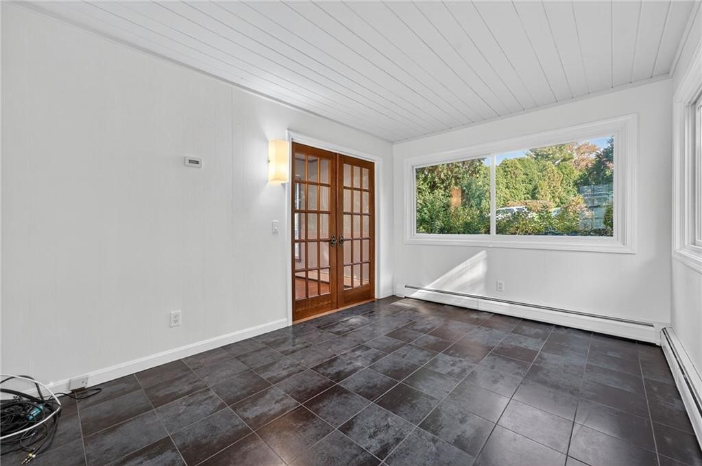 26 Windward Drive Westerly, RI 02891 - Photo 8 of 41