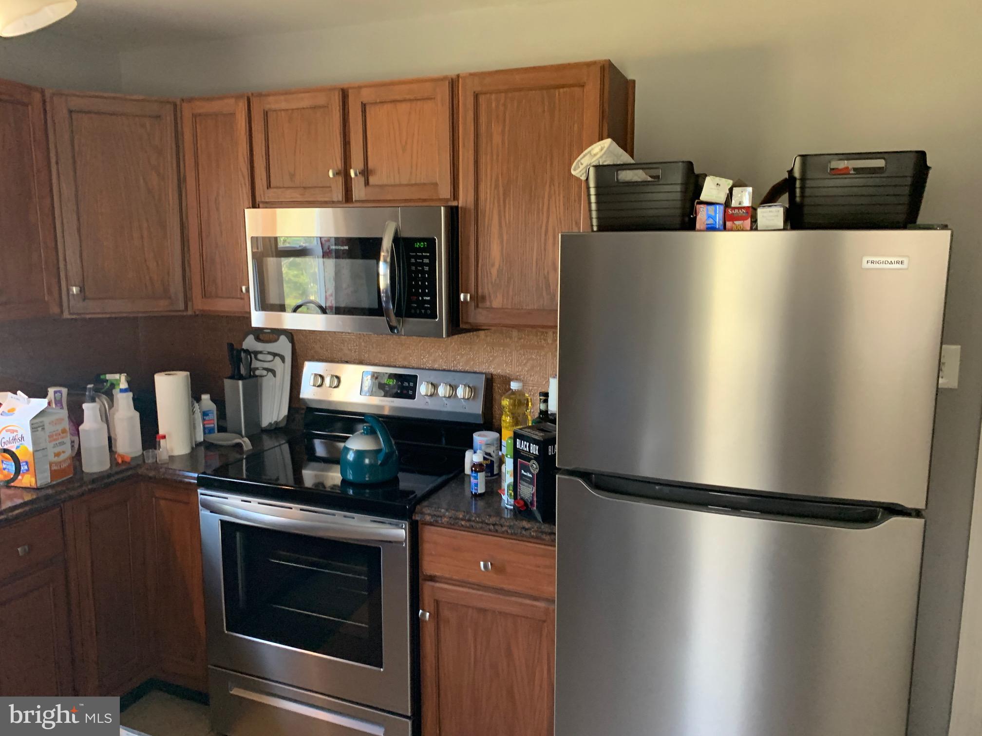 6812 Partlow Road Spotsylvania, VA 22551 - Photo 2 of 24 Granite and stainless kitchen