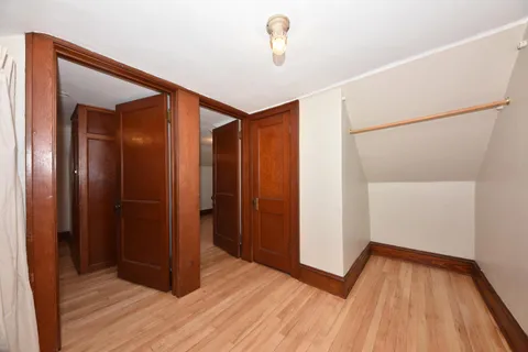 $279,900 | 1320 Manitowoc Avenue, South Milwaukee, WI 53172