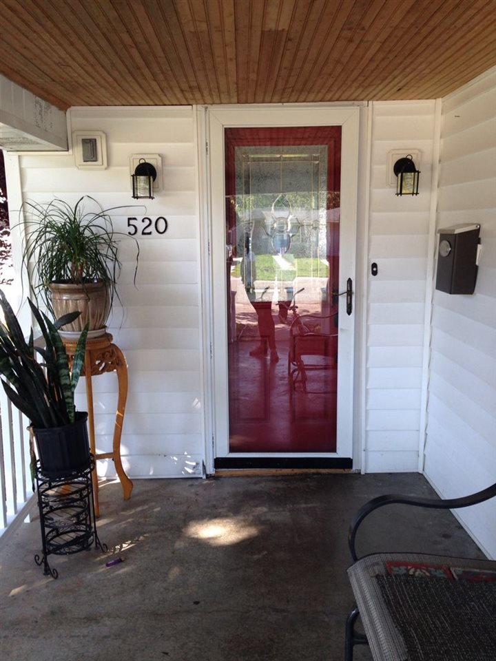 520 Ohio Street Rochester, IN 46975 - Photo 2 of 20