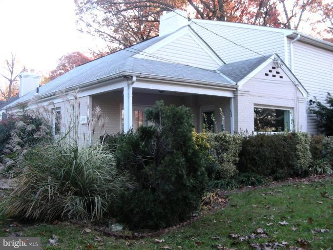 200 Whitestone Road Silver Spring, MD 20901 - Photo 4 of 9 Exterior (Main)