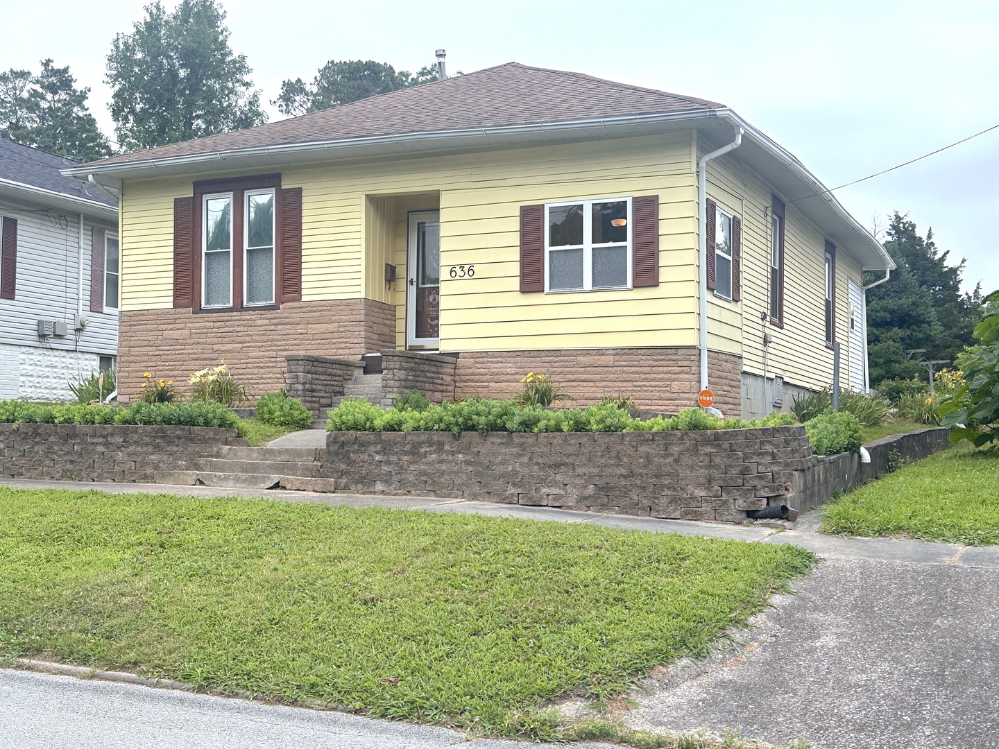 636 North 11th Street Murphysboro, IL 62966 - Photo 2 of 16