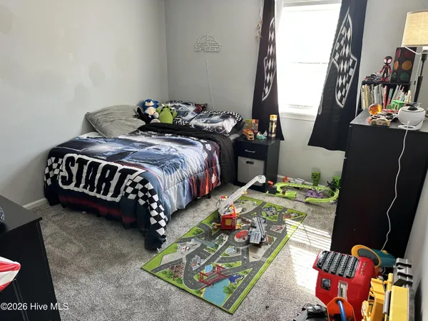 $1,700 | 213 Mahogany Drive, Jacksonville, NC 28540