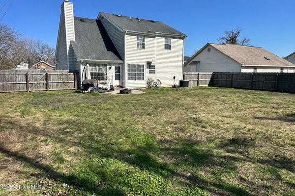 $1,700 | 213 Mahogany Drive, Jacksonville, NC 28540