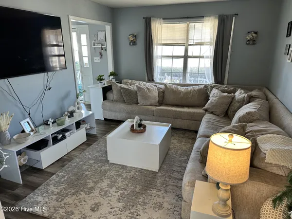 $1,700 | 213 Mahogany Drive, Jacksonville, NC 28540