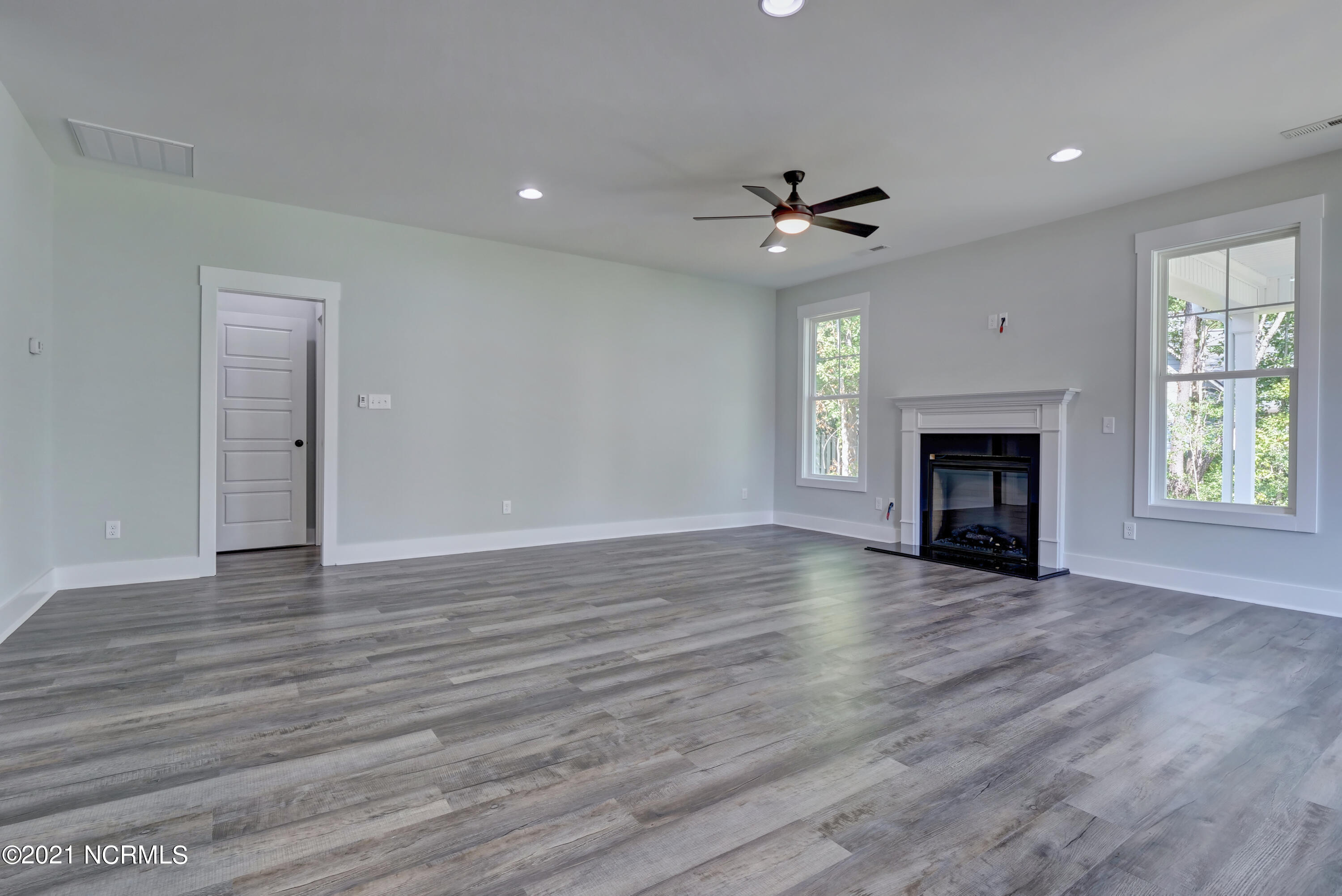 1102 Mill Run Road Sneads Ferry, NC 28460 - Photo 13 of 31 1102 Mill Run Rd Sneads Ferry-print-015-