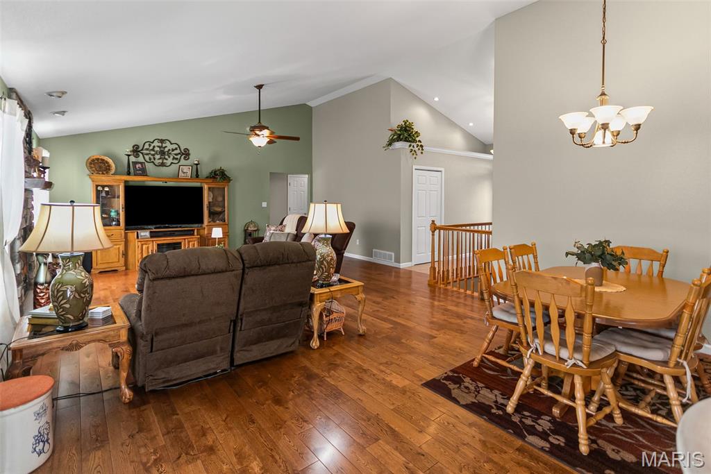 336 Overlook Drive Edwardsville, IL 62025 - Photo 13 of 77