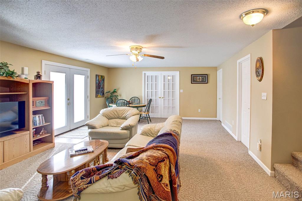 336 Overlook Drive Edwardsville, IL 62025 - Photo 37 of 77