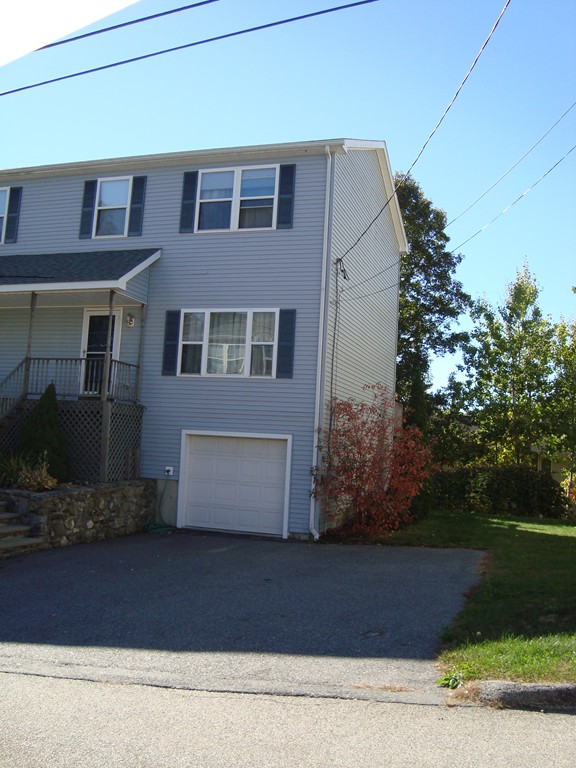 7 Arrowsic Street Worcester, MA 01606 - Photo 1 of 16 Gallery Image 1